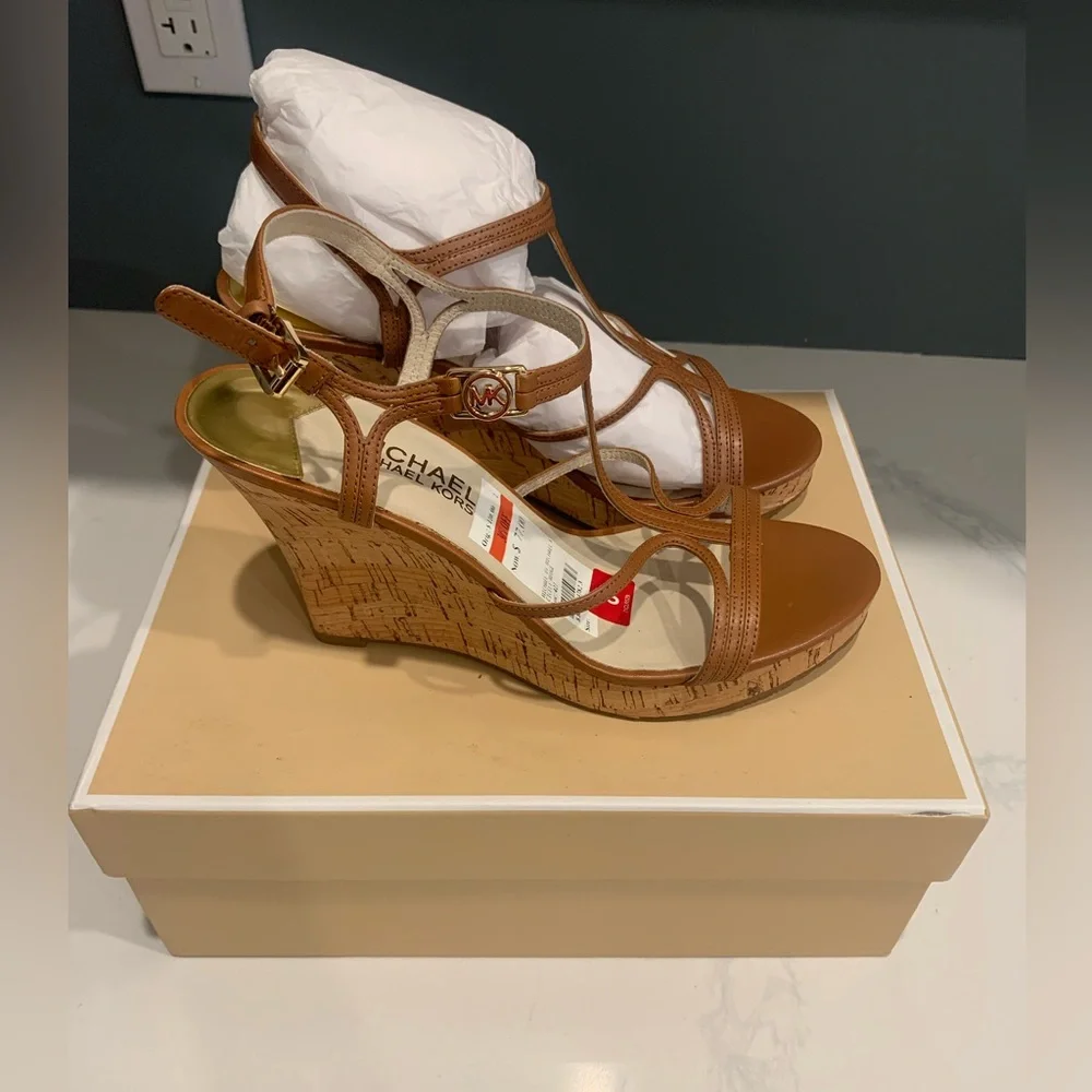 Michael Kors Tan Strappy Sandals cicely wedge NIB